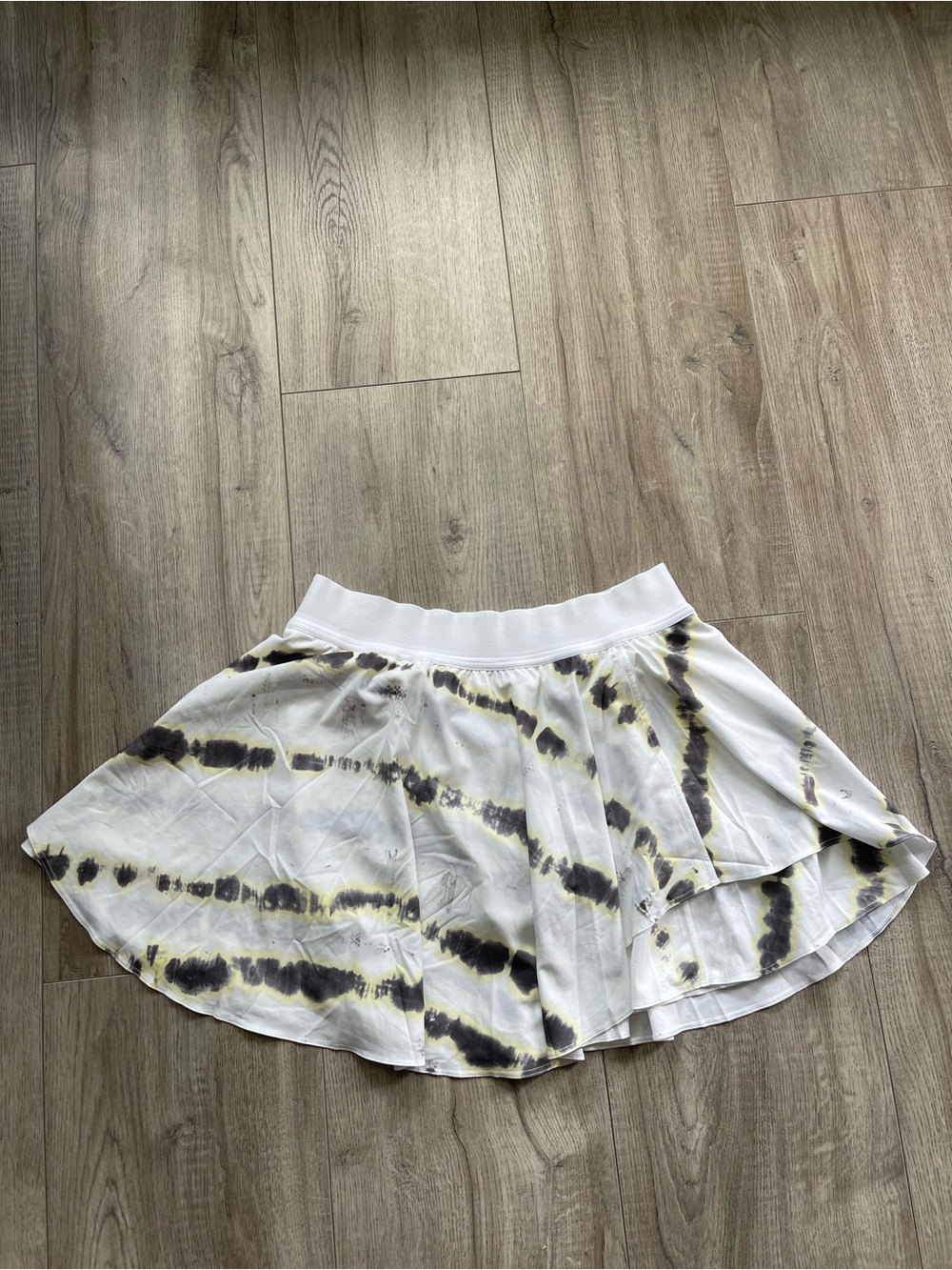 NWT lululemon lululemon court Rival HR Skirt size 10